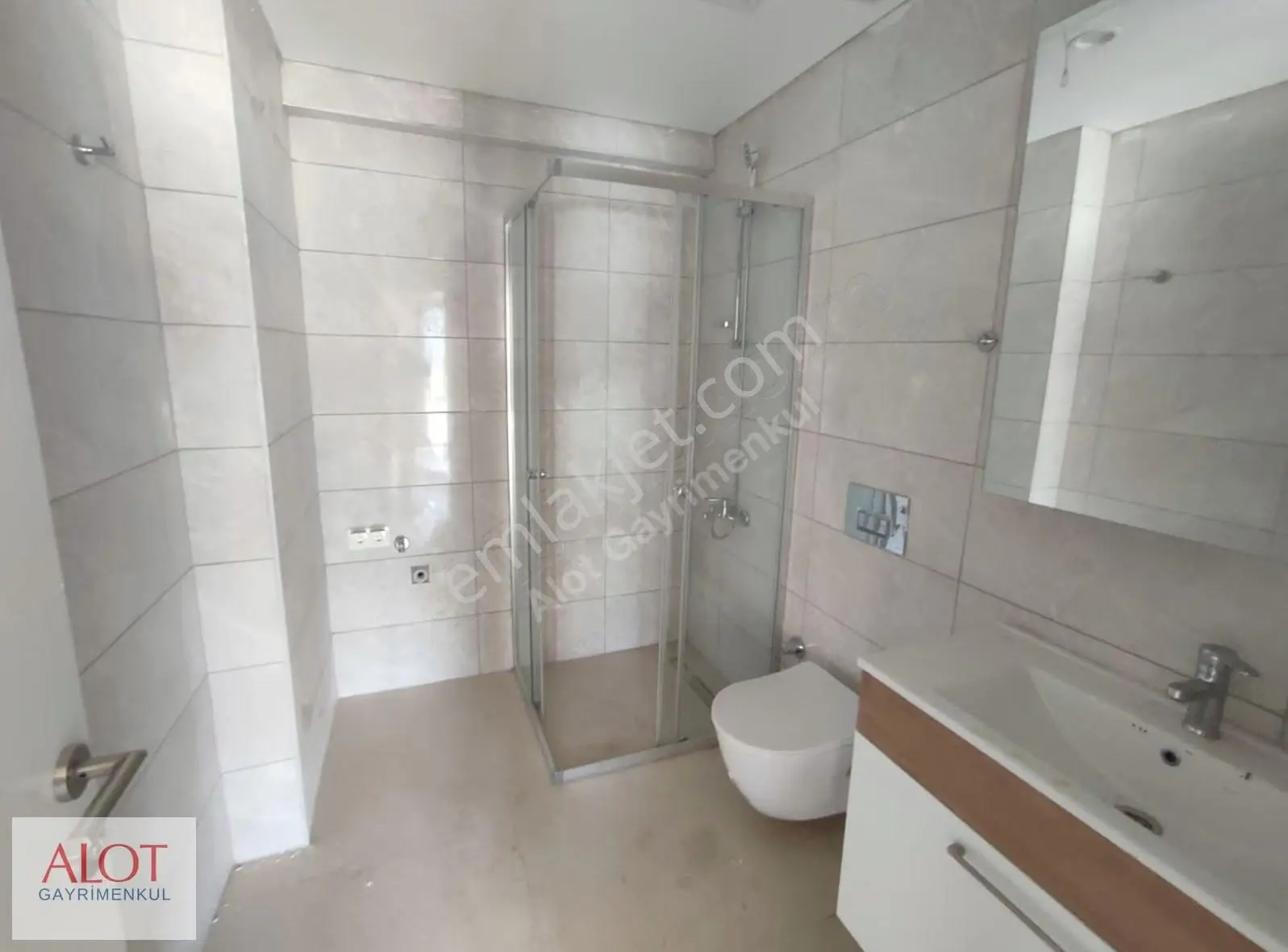 Kirazlıtepe Toki Kiralık 3+1 Cadde Üstü Daire - Görsel 3