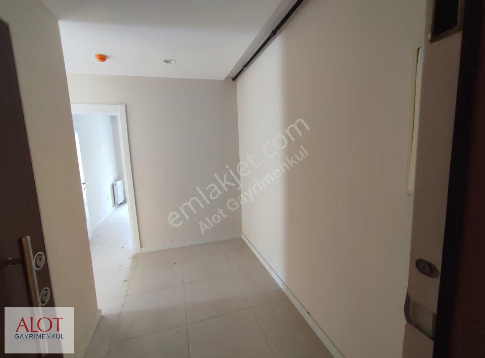 Kirazlıtepe Toki Kiralık 3+1 Cadde Üstü Daire - Görsel 2
