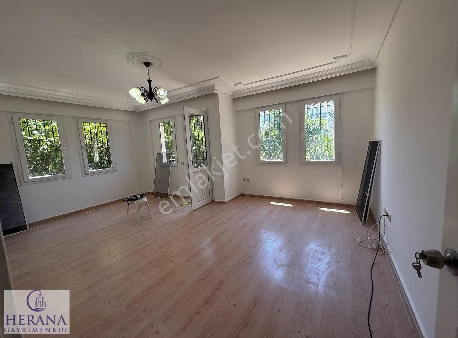 Tuzla Mahallesinde Geniş 3+1 Uzun Dönem Kiralık Daire - Görsel 4