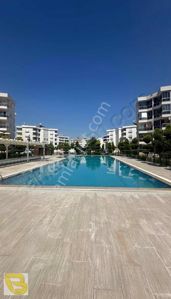 Berapark'tan Havuzlu Sitede Kiralık 3+1 D.gazlı Lüks Daire - Görsel 4