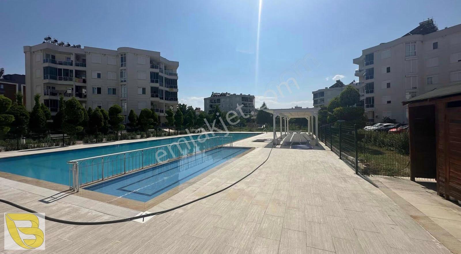 Berapark'tan Havuzlu Sitede Kiralık 3+1 D.gazlı Lüks Daire - Görsel 14
