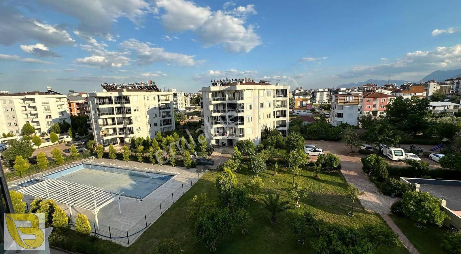 Berapark'tan Havuzlu Sitede Kiralık 3+1 D.gazlı Lüks Daire - Görsel 13