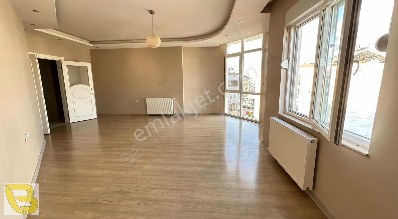 Berapark'tan Havuzlu Sitede Kiralık 3+1 D.gazlı Lüks Daire - Görsel 6