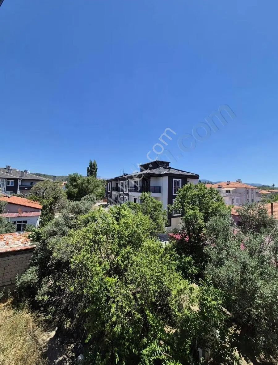 Bayır Çarşı Merkezinde 1+1 Eşyalı Kiralık Daire - Görsel 2