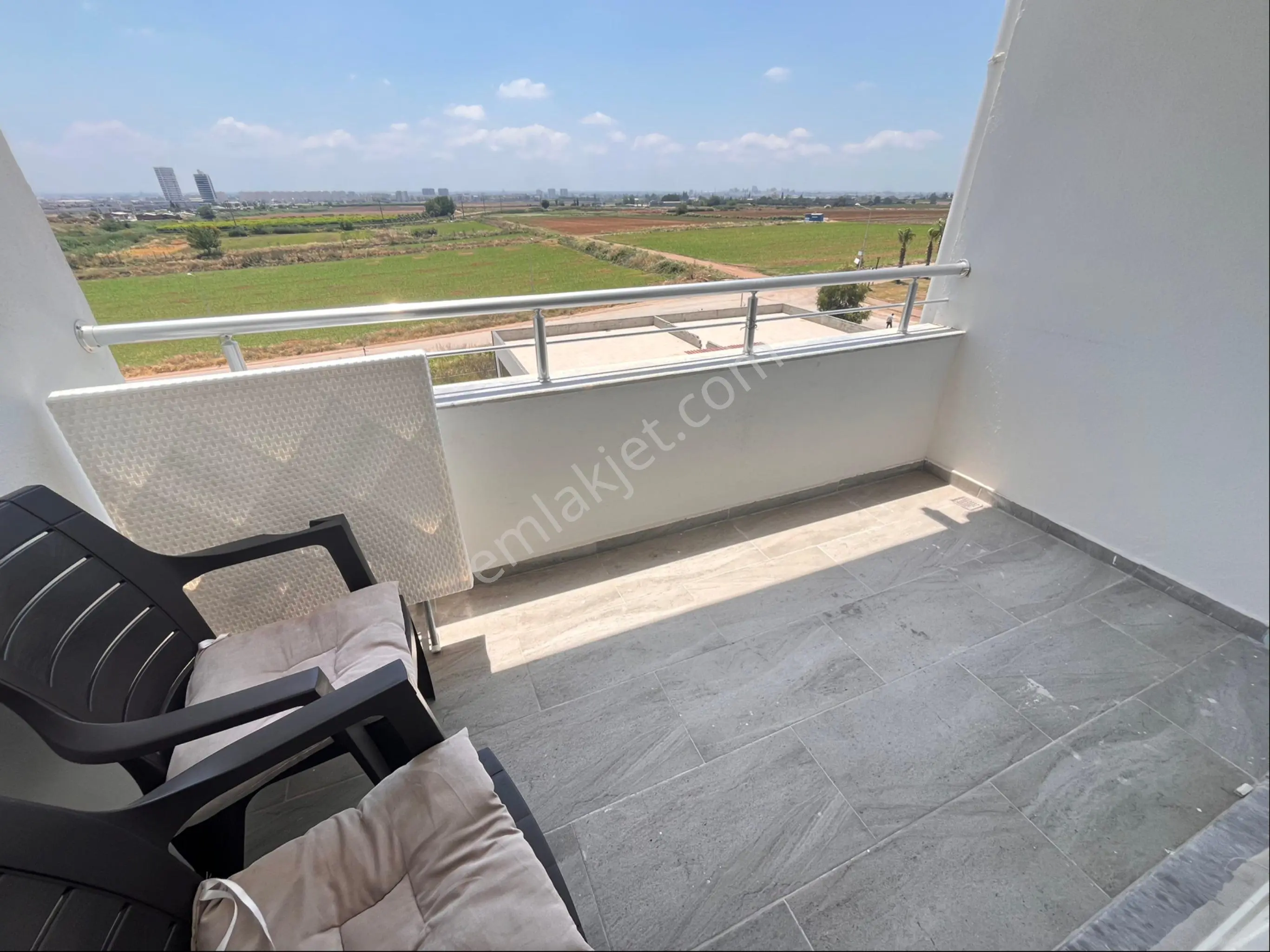 Alfa'dan Bahçeşehir'de Geniş Oturumlu Cazip 1+1 Kiralık Daire !!! - Görsel 3