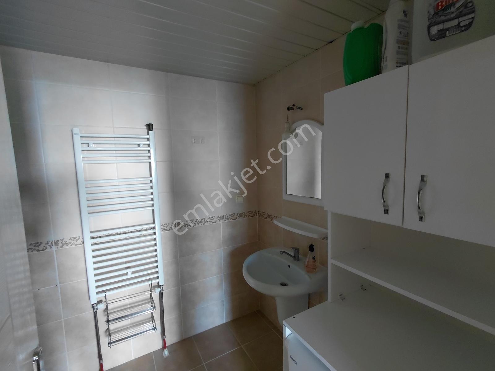 İzmit Kent Konut 3.etap 1+1 Ara Kat Eşyalı Kiralık Daire - Görsel 3