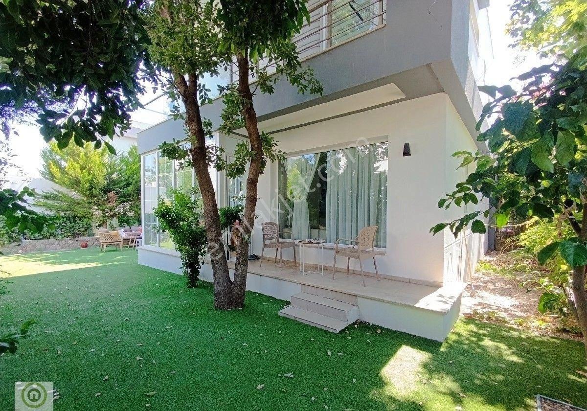 Bodrum Ortakent Müsgebi Sitede Kiralık 3+1 Geniş Bahçeli Dubleks Villa - Görsel 3
