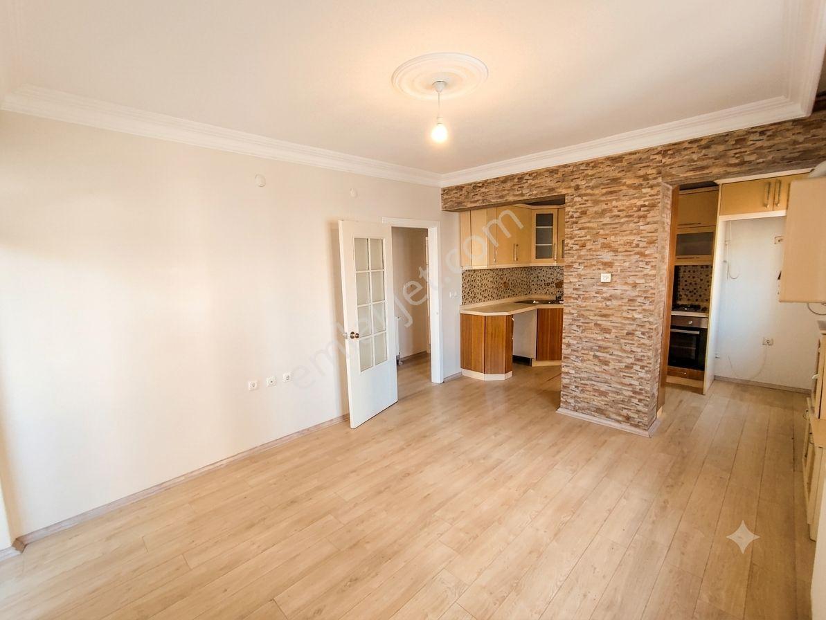 Remax Land'den Çerkezköy Merkez Atatürk Cadesi Kiralık Geniş 3+1 - Görsel 9