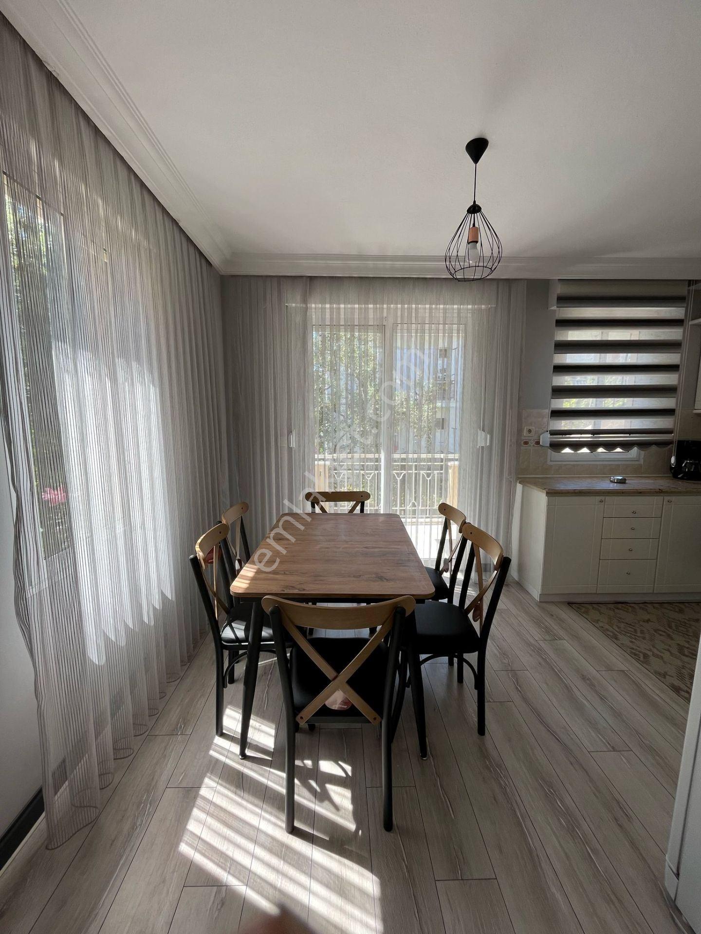 Müjgan Emlaktan Marmaris Kemeraltı Mh'sinde Kiralık Eşyalı Villa - Görsel 8