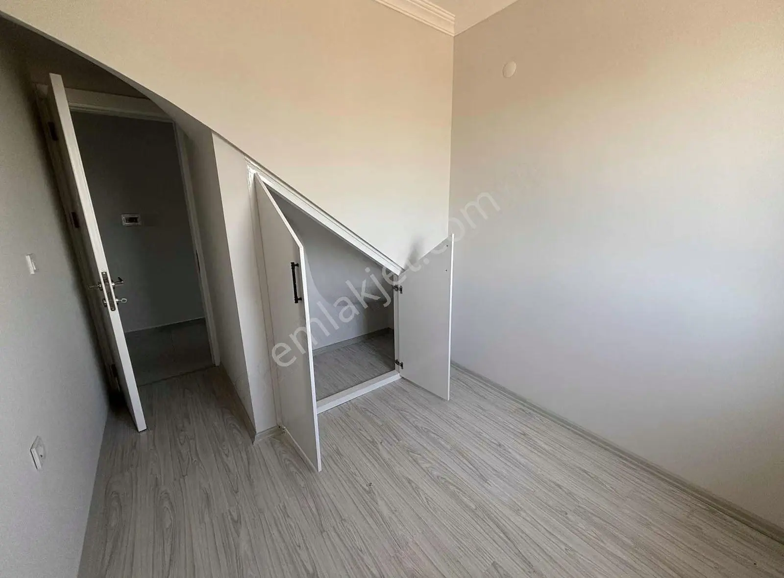 Varsak Karşıyaka 5+1 Sıfır Asansörlü Dubleks Satılık Daire - Görsel 9