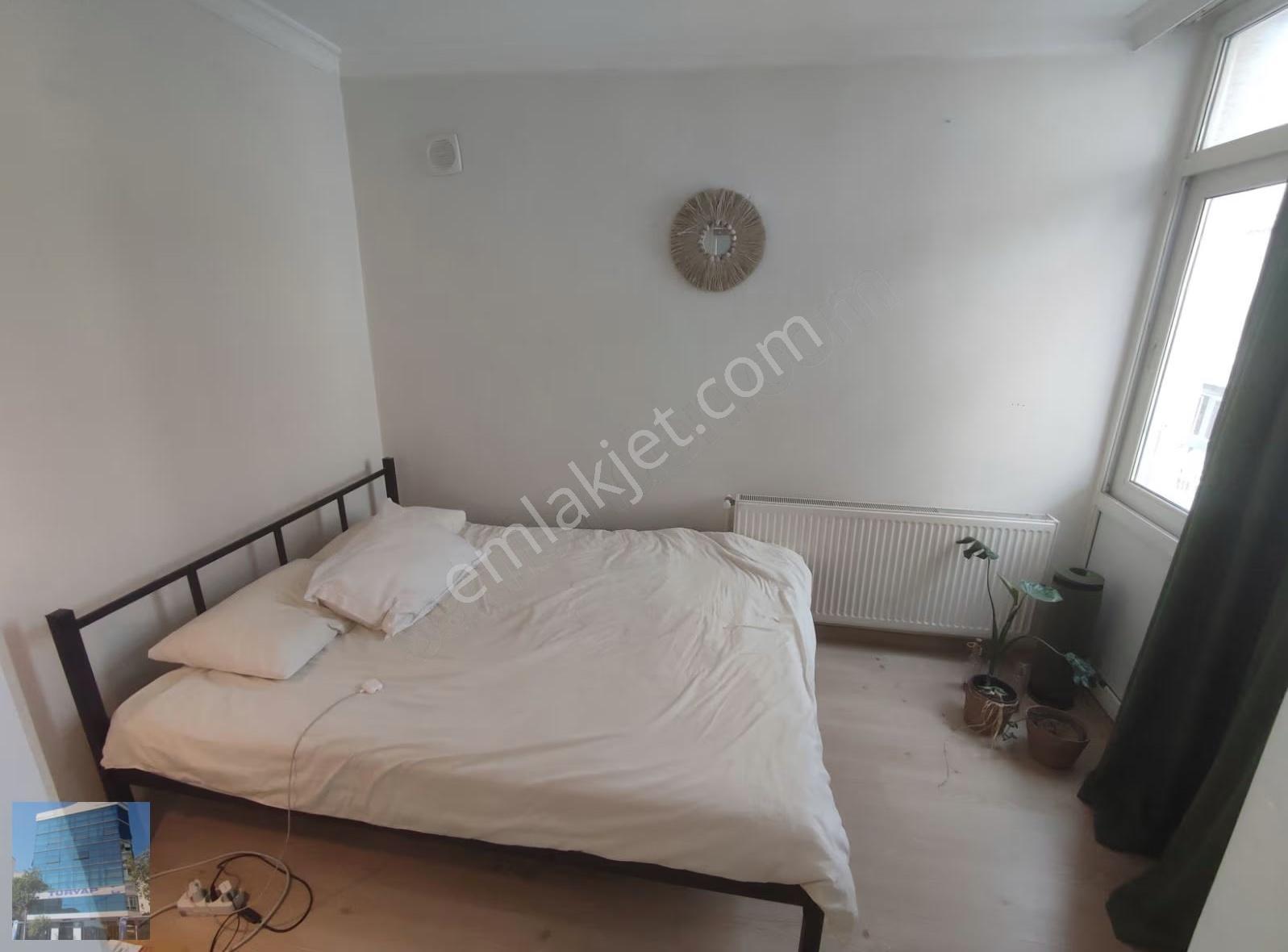 Karşıyaka Sahil Ve Çarşı Yakını Eşyalı-eşyasız Kiralık 3+1 Daire - Görsel 12