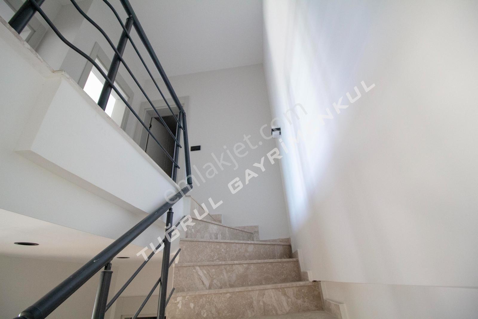 Çalı Site İçerisinde 2+1 Dubleks Asansörlü Kiralık Daire - Görsel 8
