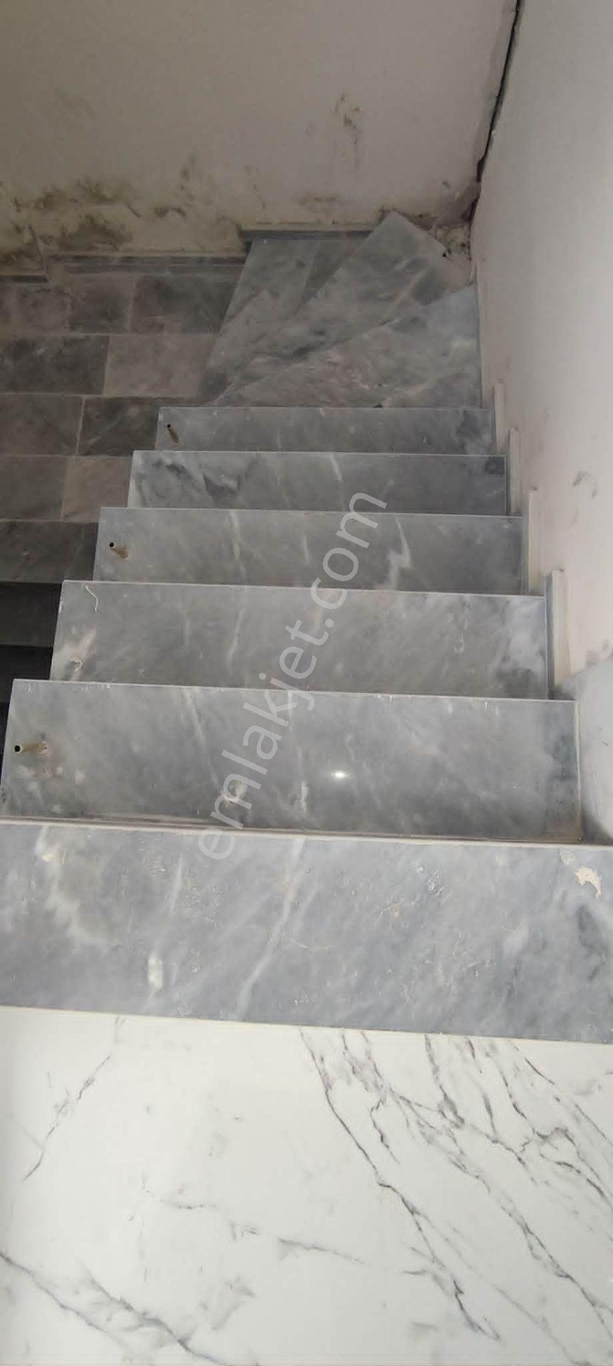 İlbadı Mahallesinde 3 Katlı Binanın 3. Katı 3+1/145 M2 Parkın Yanı Sıfır Daire 4.750.000 Tl - Görsel 20