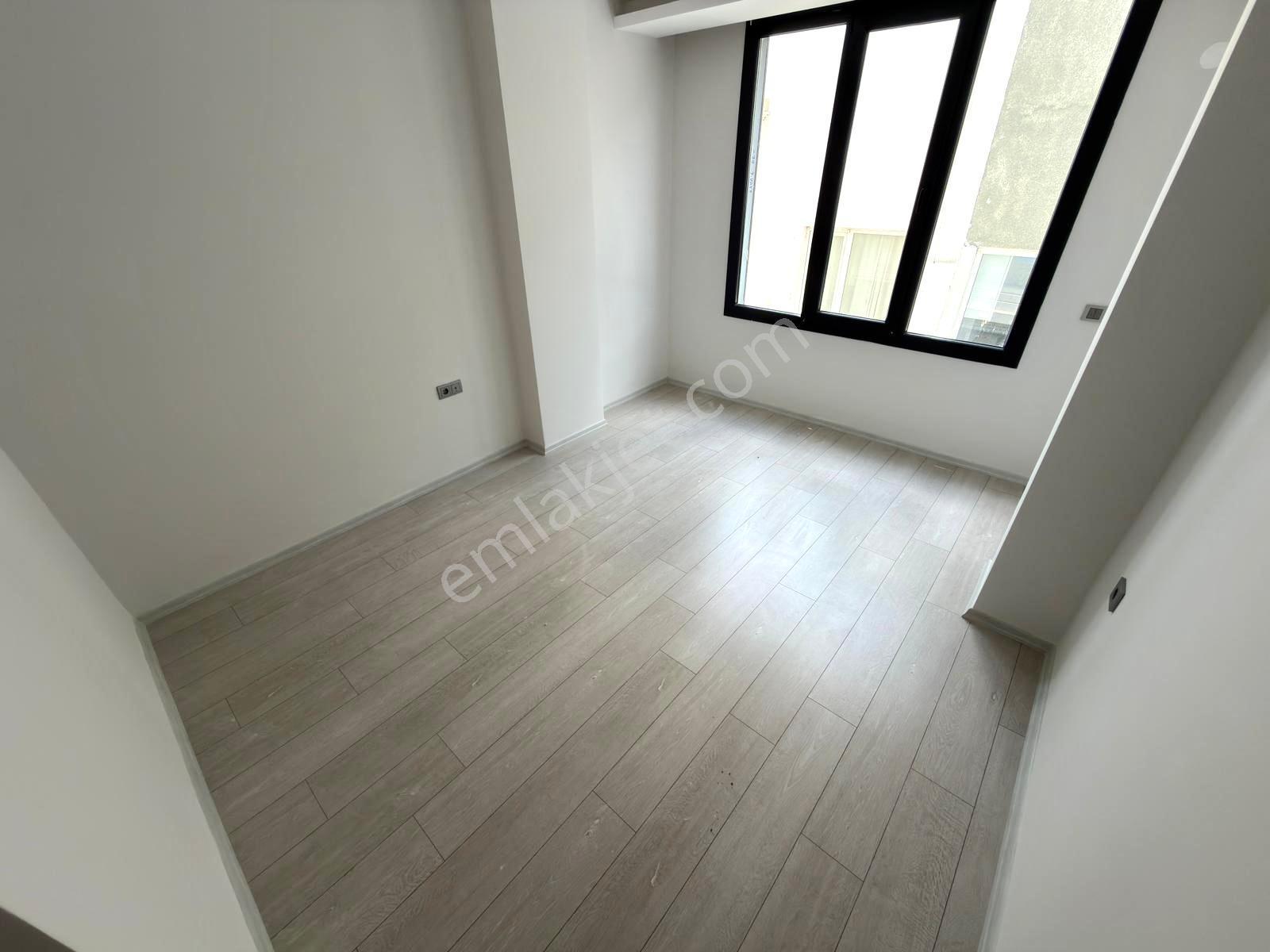 Referans'tan Altınkum'da Denize 50 Mt Yerden Isıtmalı Şık Tasarımlı 3+1 Daire - Görsel 4