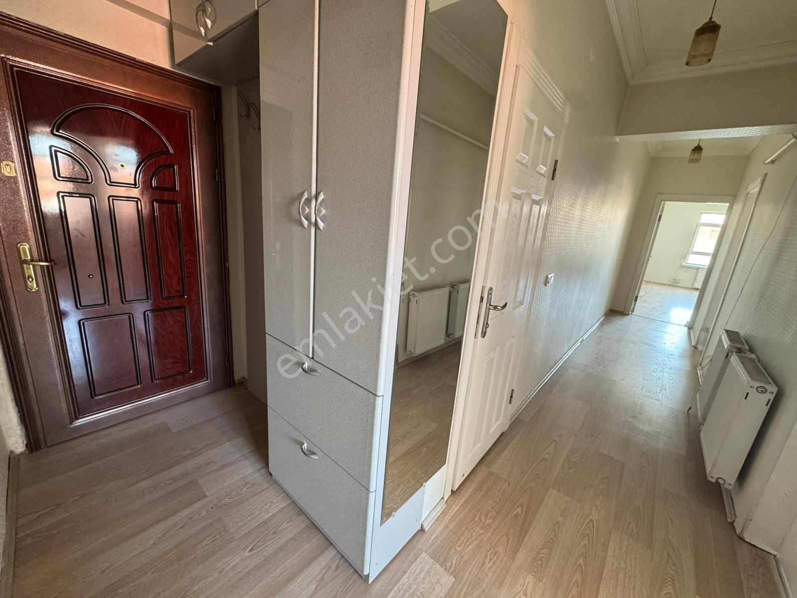 **lider Emlaktan Aydınlıkevlerde Cadde Üzeri Ön Cephe Kiralık** - Görsel 31