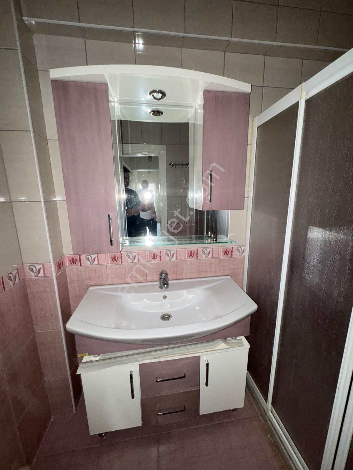 **lider Emlaktan Aydınlıkevlerde Cadde Üzeri Ön Cephe Kiralık** - Görsel 29