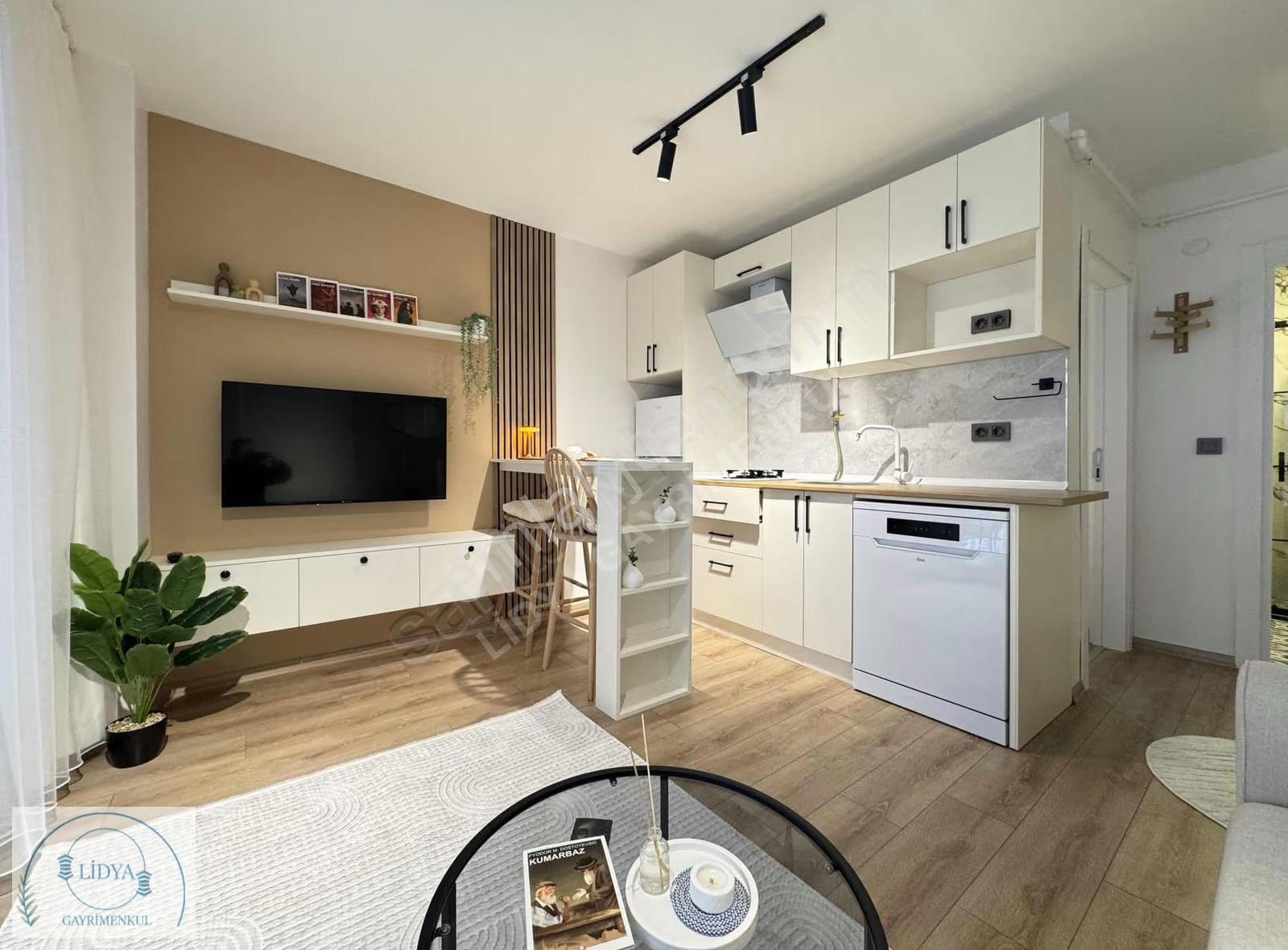 Kayışdağı Mh. Merkezde Modern Konsept Eşyalı Lüx Ara Kat 1+1 - Görsel 13