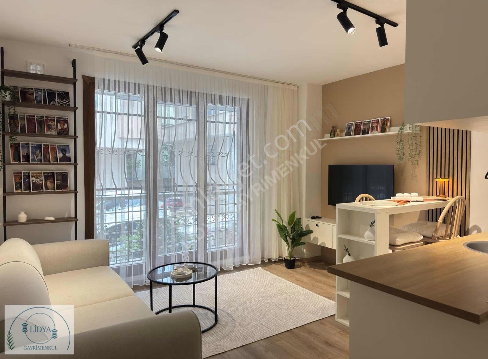 Kayışdağı Mh. Merkezde Modern Konsept Eşyalı Lüx Ara Kat 1+1 - Görsel 26