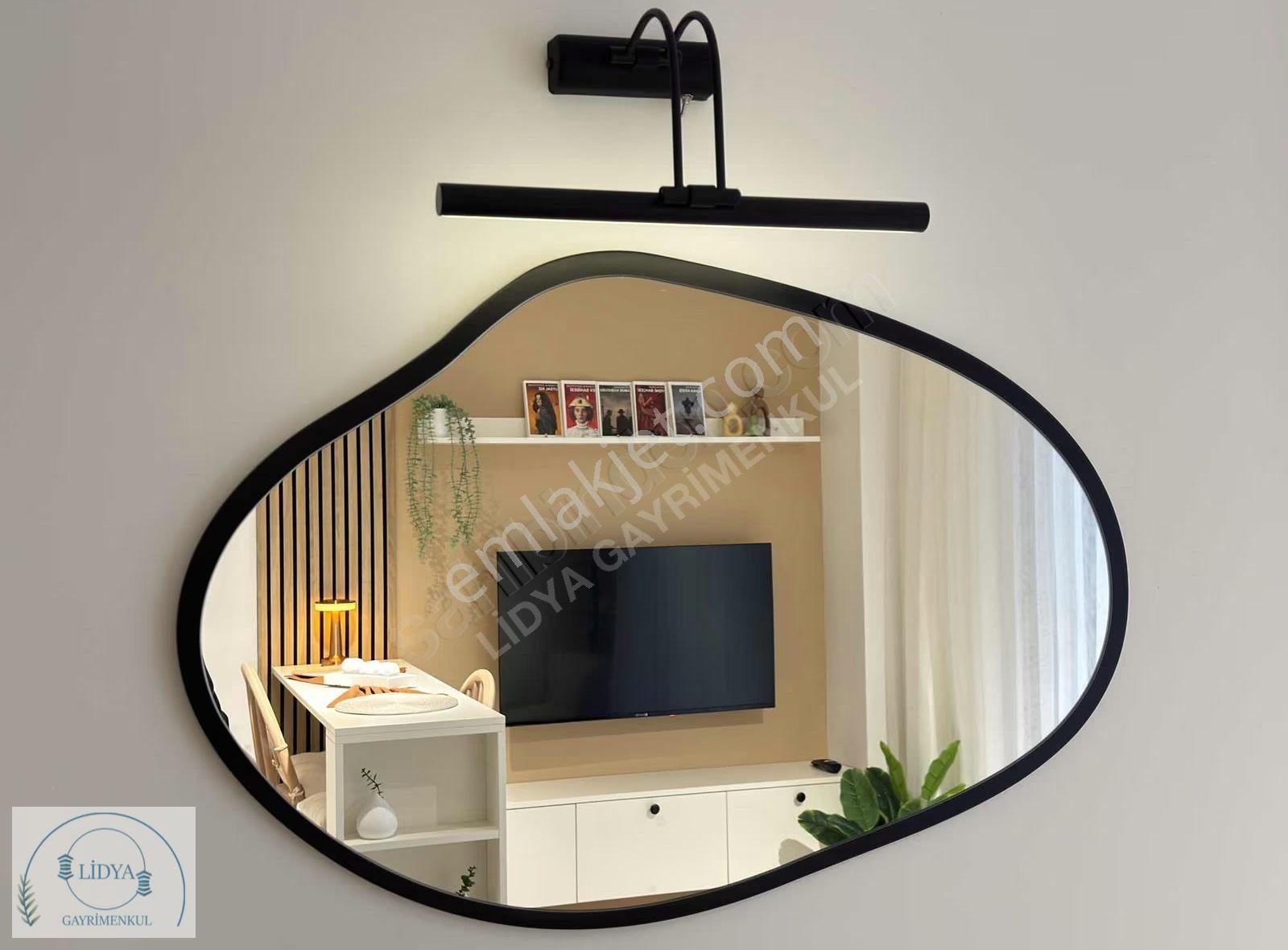 Kayışdağı Mh. Merkezde Modern Konsept Eşyalı Lüx Ara Kat 1+1 - Görsel 2