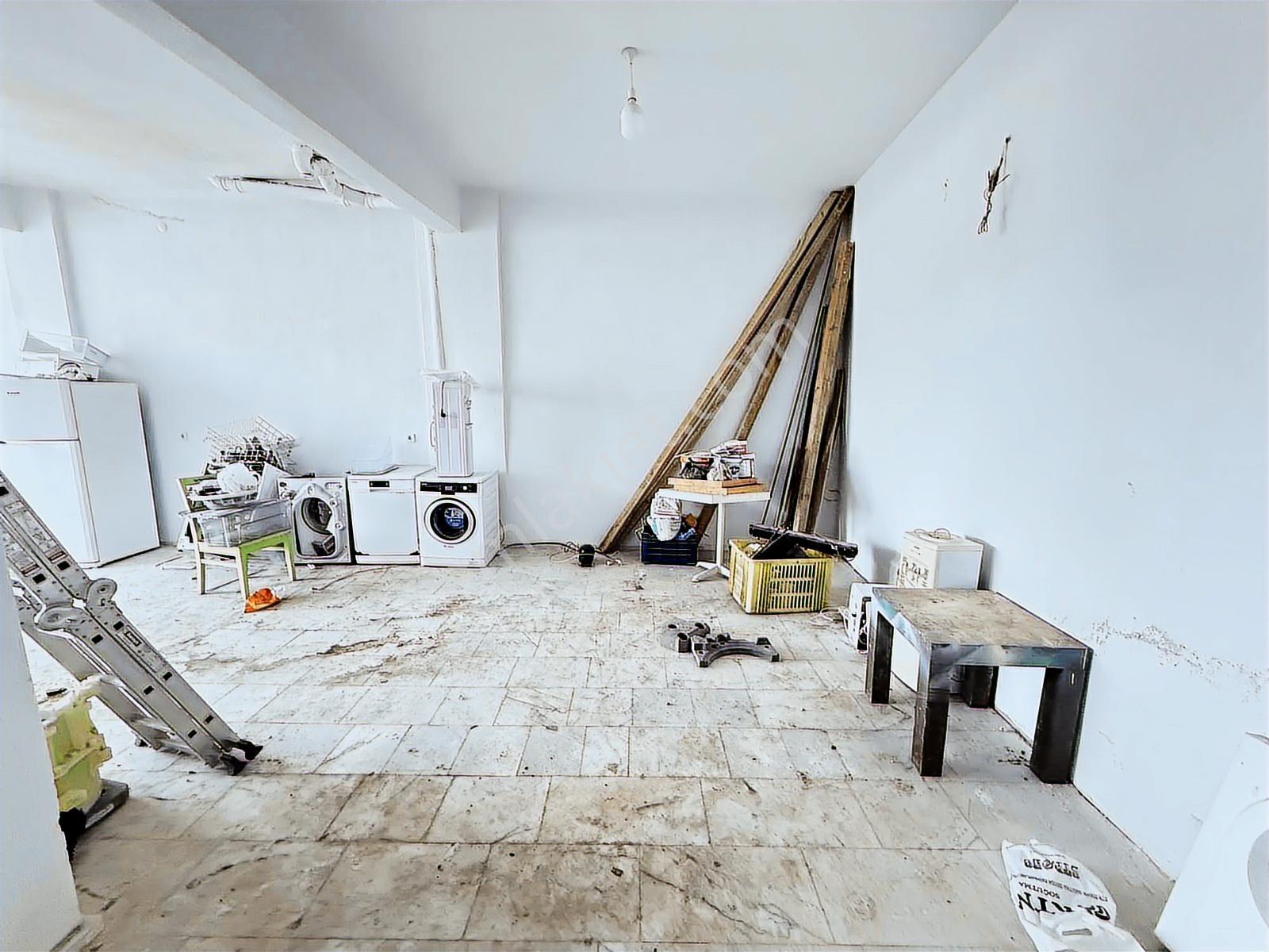 Eskiizmir 3880 Sokakta Caddeye Yakın 100 M² Kiralık Dükkan - Görsel 24