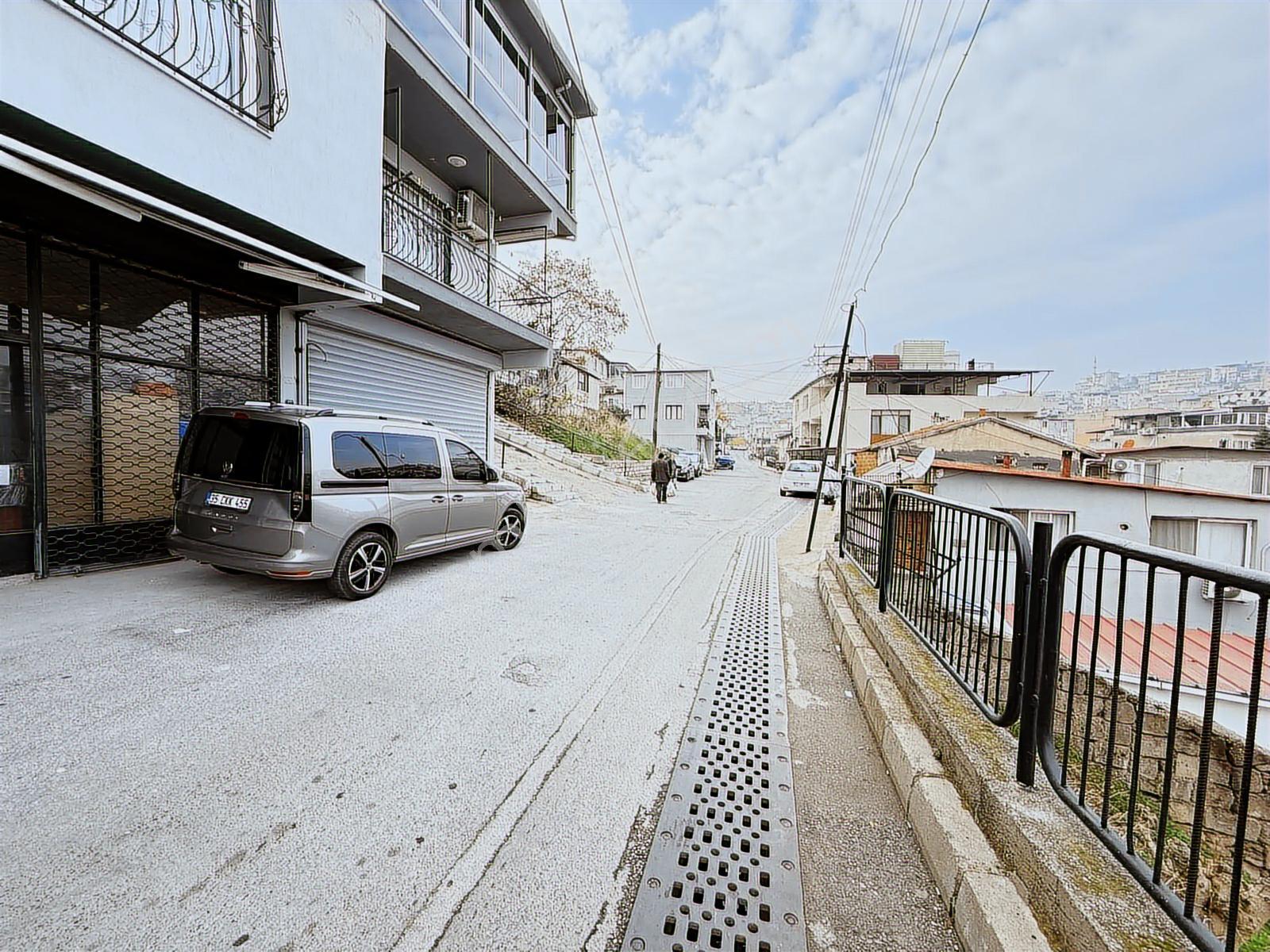 Eskiizmir 3880 Sokakta Caddeye Yakın 100 M² Kiralık Dükkan - Görsel 6