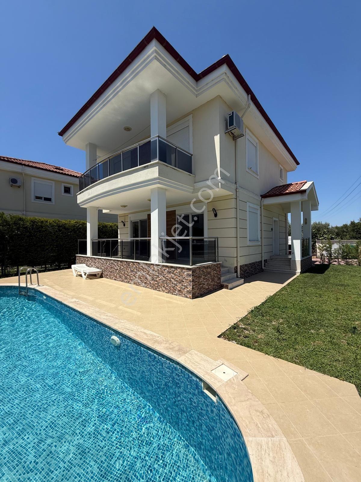 Stop’tan Karaçalı’da *havuzlu Eşyalı* 3+1 Villa - Görsel 6