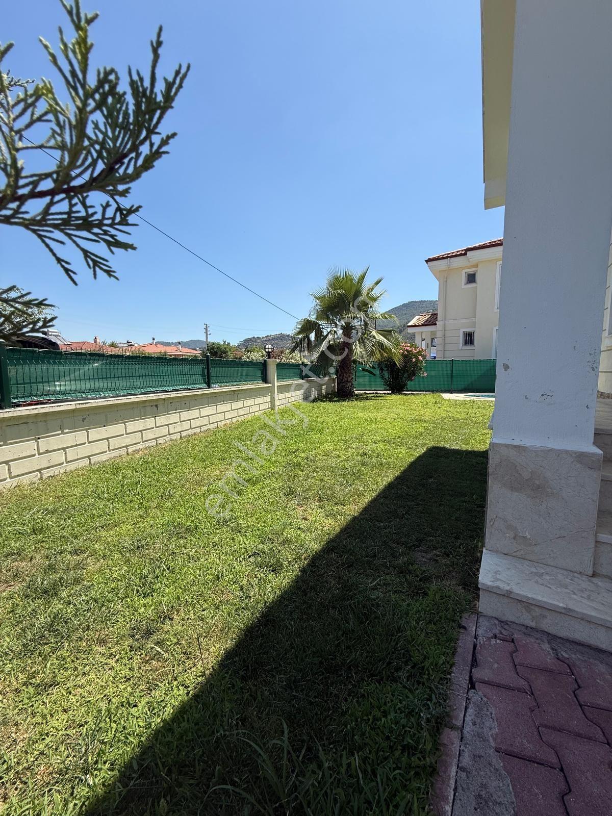 Stop’tan Karaçalı’da *havuzlu Eşyalı* 3+1 Villa - Görsel 16