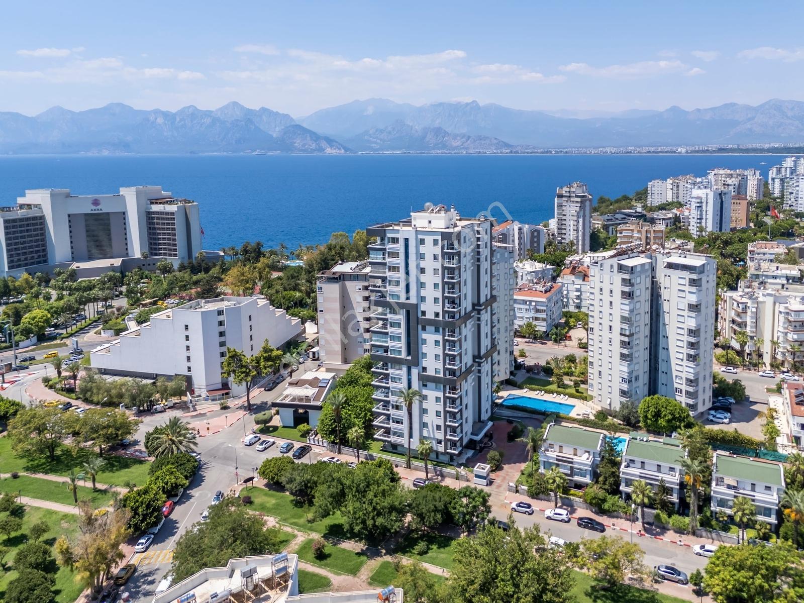 Şirinyalı'da Deniz Manzaralı Özellikli Sitede 3+1 180m2 Kiralık - Görsel 32