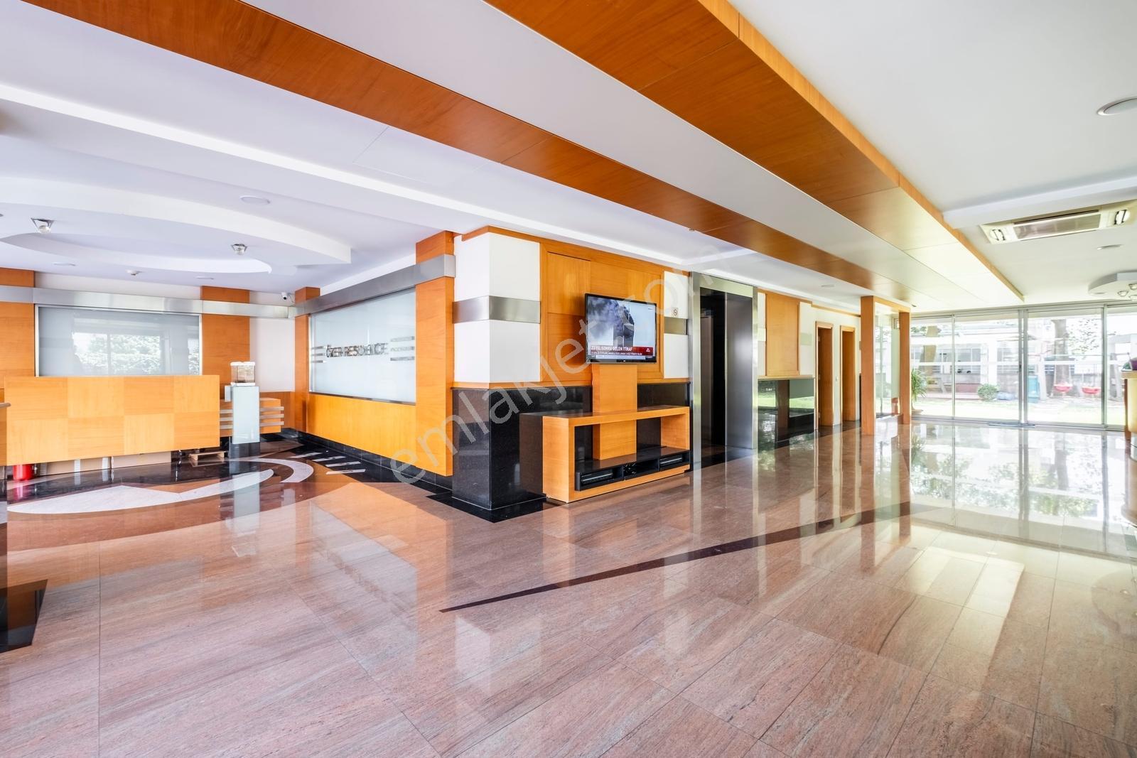 Şirinyalı'da Deniz Manzaralı Özellikli Sitede 3+1 180m2 Kiralık - Görsel 29