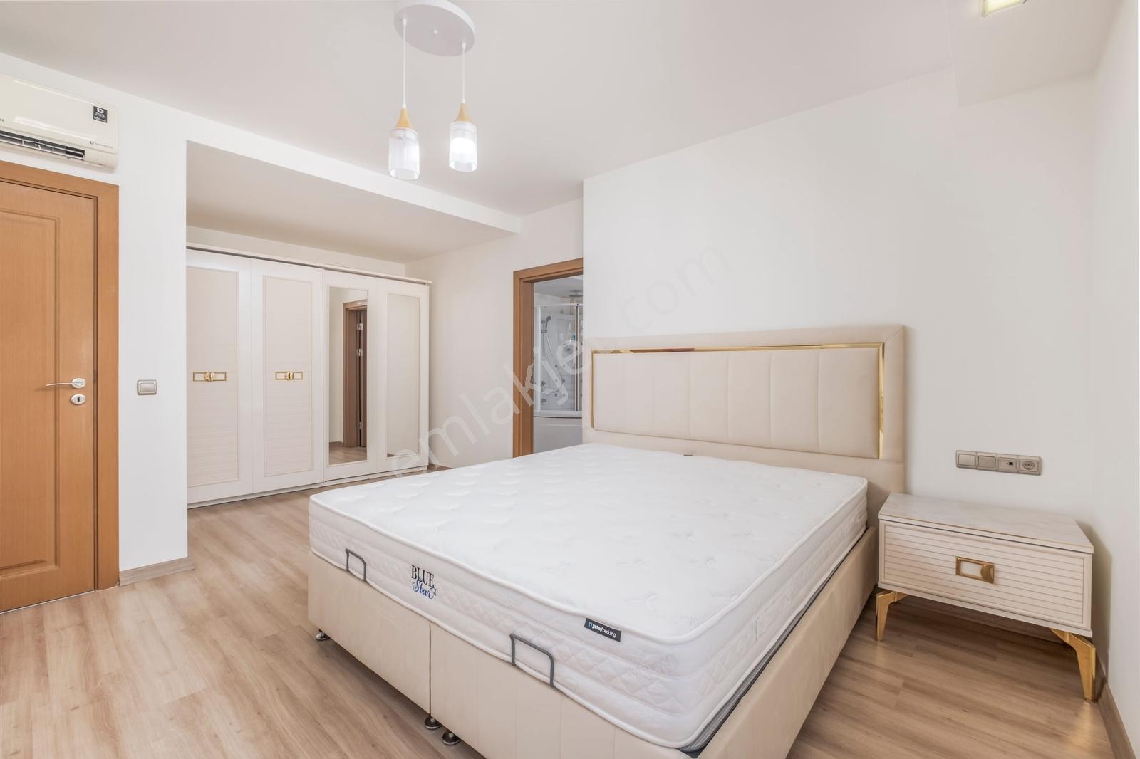 Şirinyalı'da Deniz Manzaralı Özellikli Sitede 3+1 180m2 Kiralık - Görsel 25