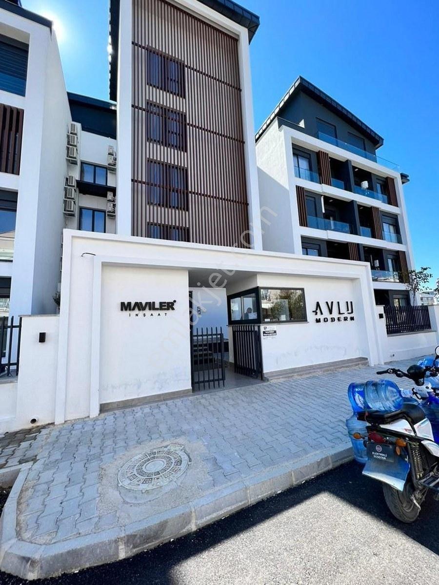 Güzeloba Merkez'de Site İçinde 1+1 Katta Eşyalı Kiralık Daire — görsel 15