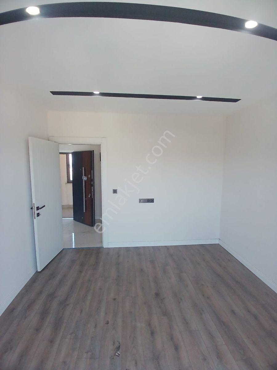 Altıntaş'ta Lüks Havuzlu Site İçinde Kiralık 1+1 Daire - Görsel 17