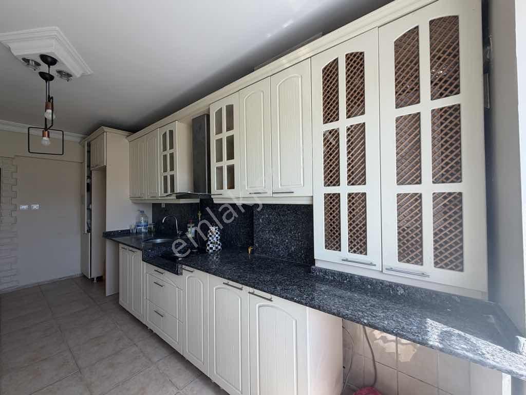 Sılahtarağa Tramvay Hattı Üzerinde 2+1 Ferah Kiralık Daire - Görsel 7
