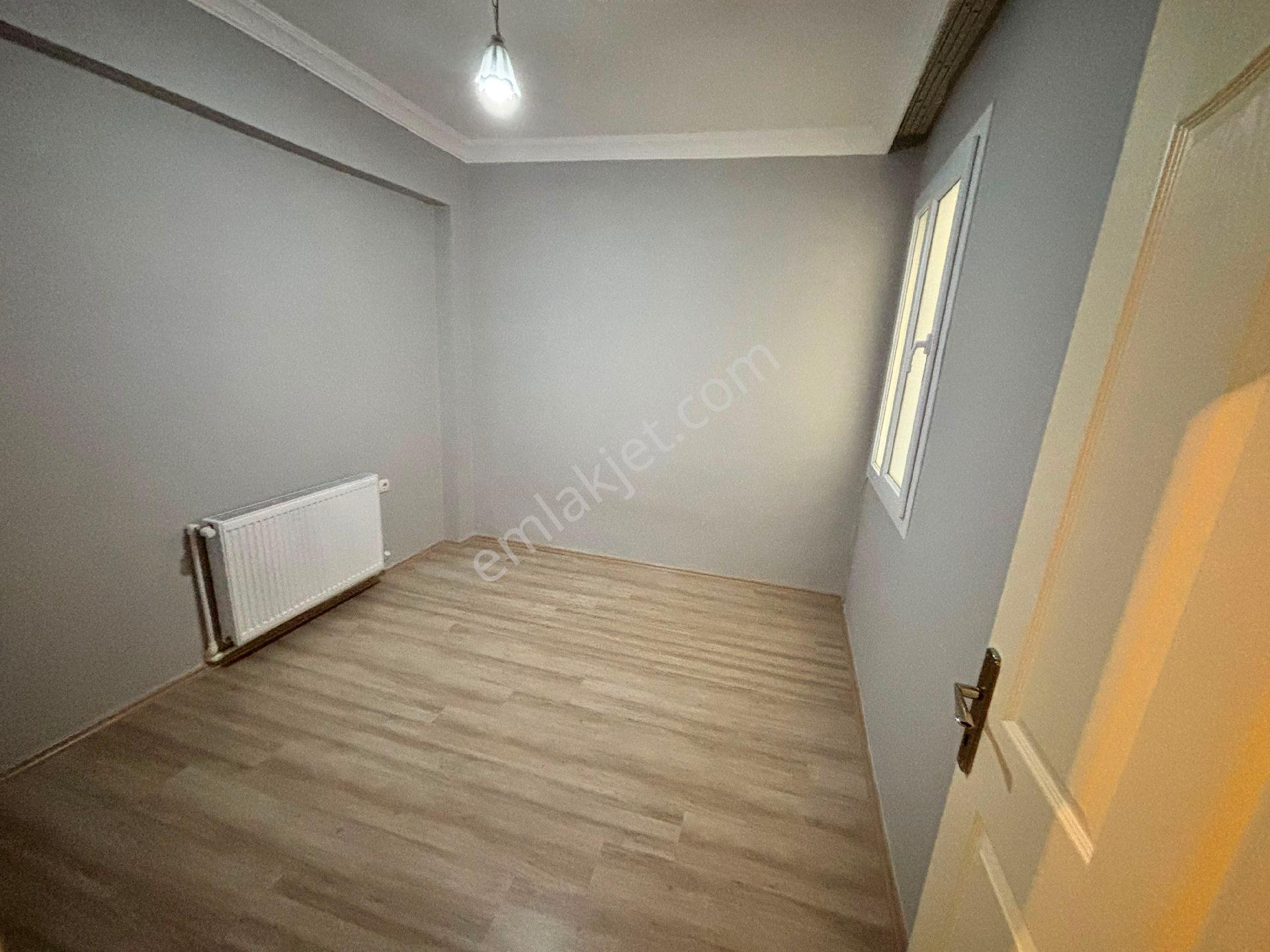 Hatay Üçyol Da Halil Rıfat Cadde Bir Üst Sokağında 2+1 Doğalgazlı Bakımlı Satılık Daire - Görsel 27
