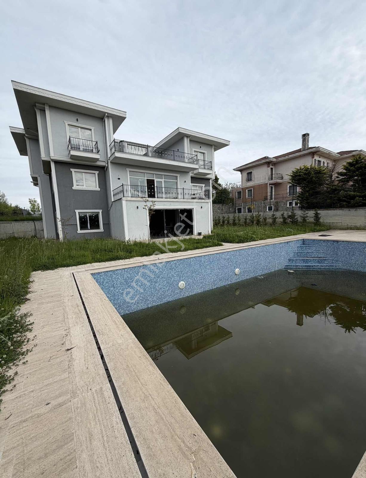 Büyükçekmece Tepekent Sitesinde Satılık Müstakil Villa - Görsel 11