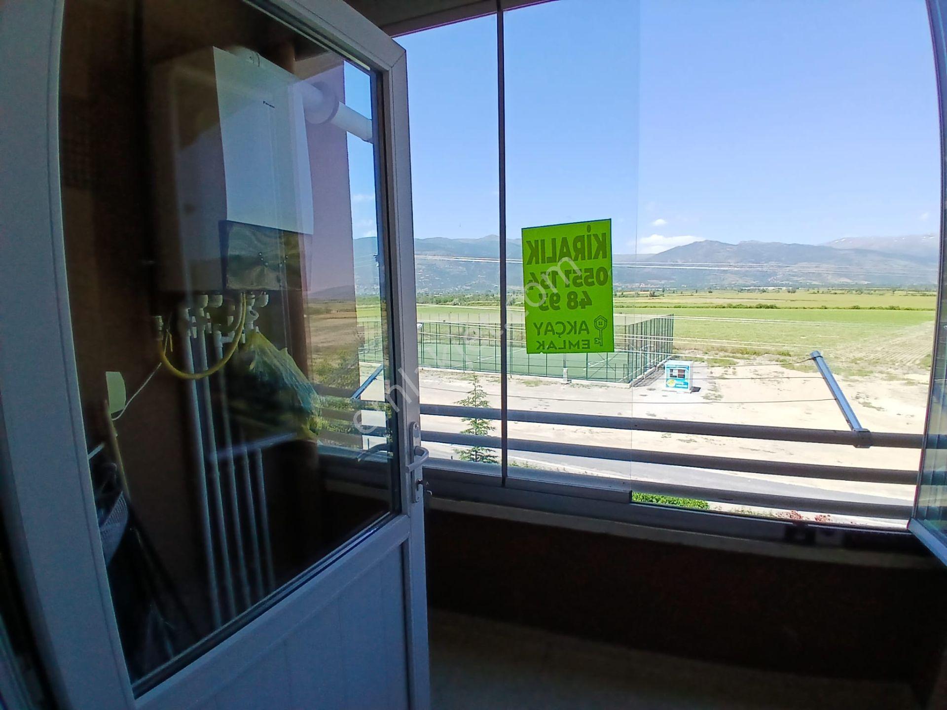 Akçay Emlak'tan Akşehir Kozağaç Tokide Eşyalı Asansörlü Ara Kat Kiralık 3+1 Daire - Görsel 22