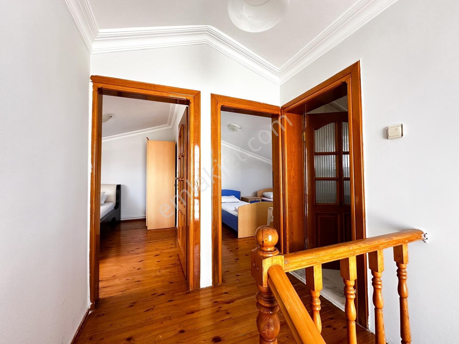 Satılık | Taflan Evleri Sitesi'nde Bakımlı 5+1 Triplex Villa - Görsel 13
