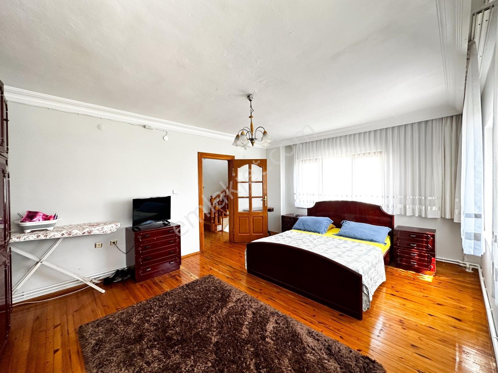 Satılık | Taflan Evleri Sitesi'nde Bakımlı 5+1 Triplex Villa - Görsel 29