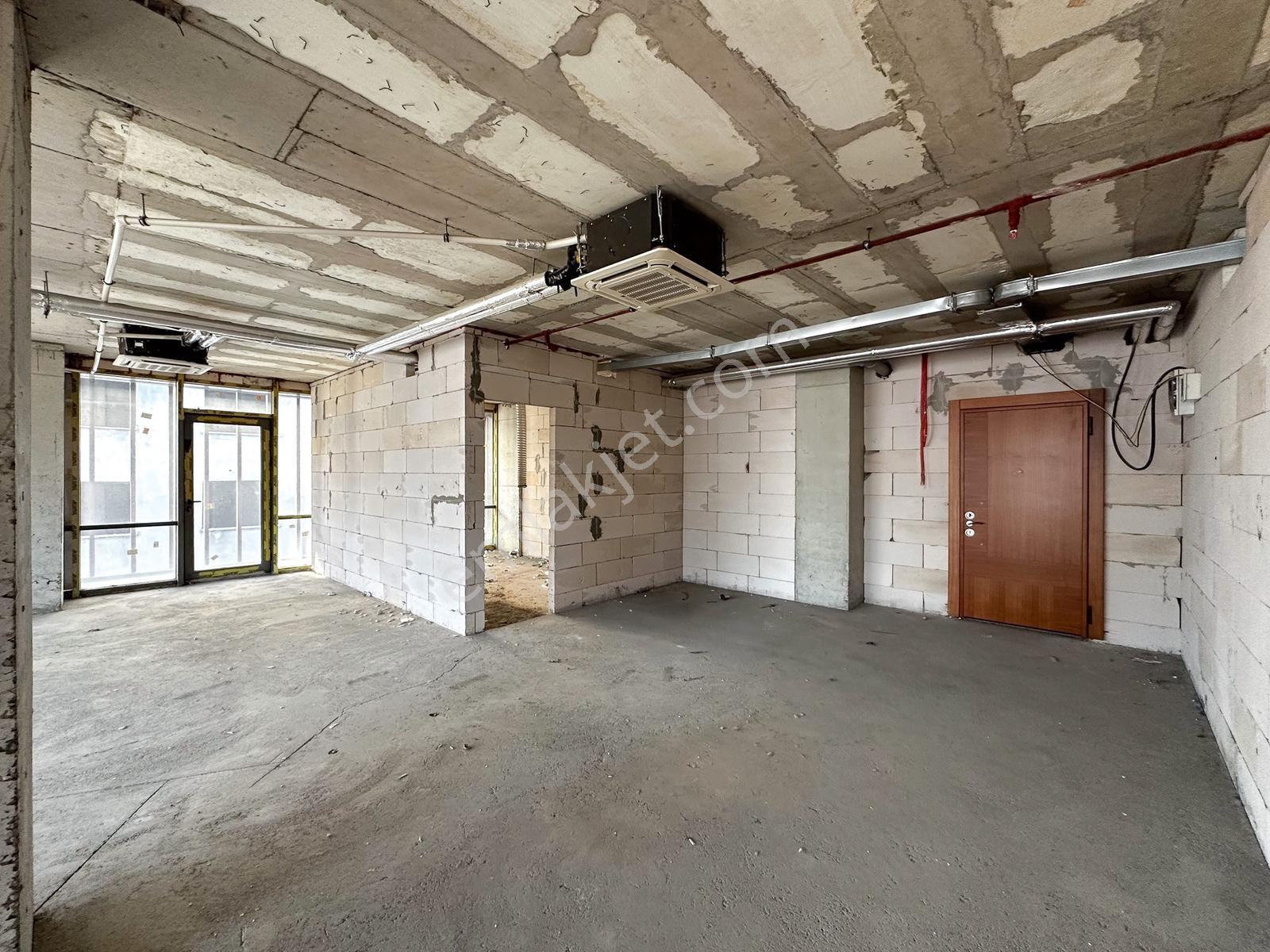 Tahsin Örslü'den Borkonut Niş Plaza'da 300 M2 Kiralık Ofis Katı - Görsel 35