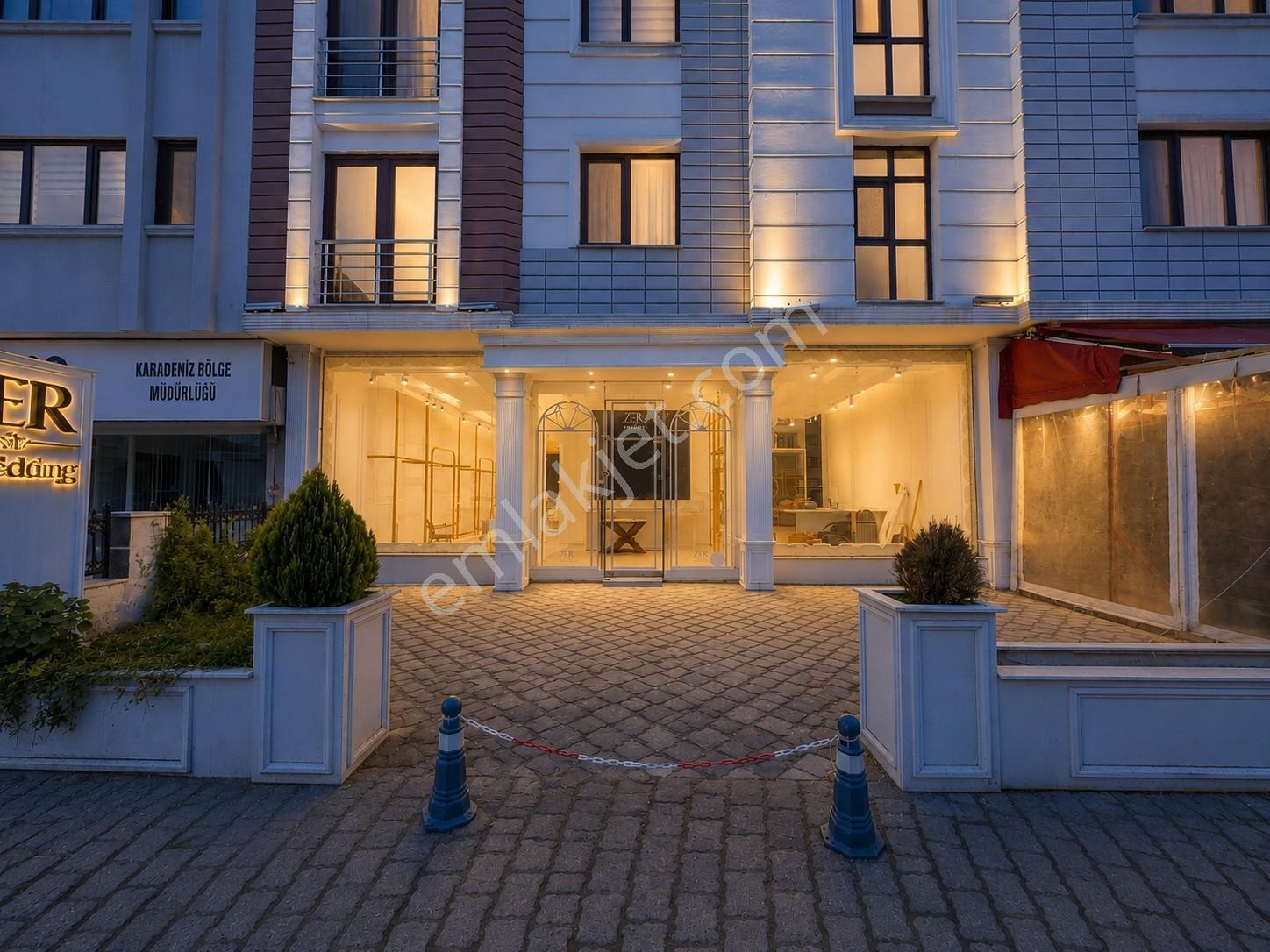 Atakum Atatürk Bulvarı'nda Caddeye Cephe 200 M2 Kiralık Dükkan - Görsel 23