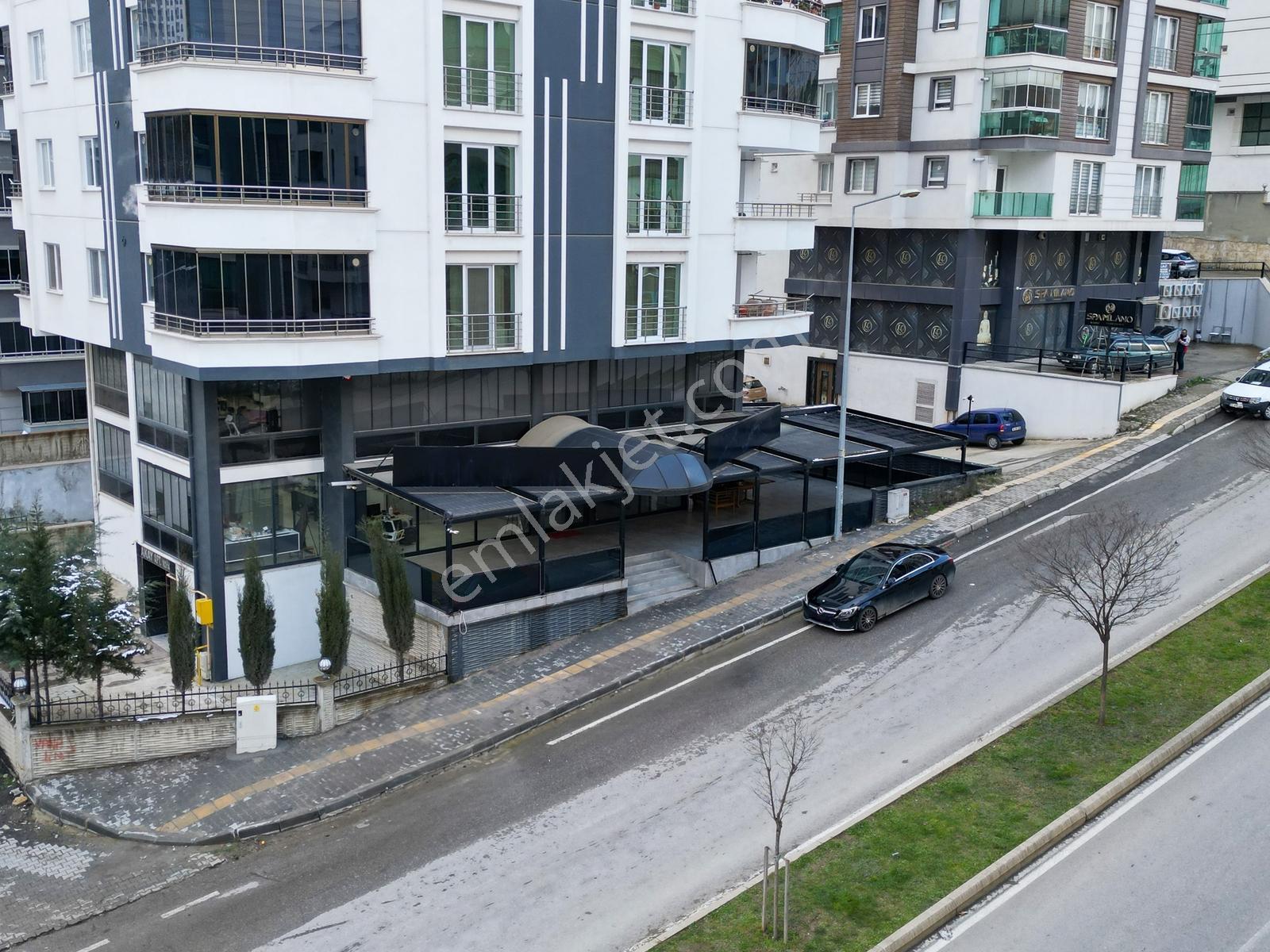 Tahsin Örslü'den 19 Mayıs Bulvarına Cephe Yüksek Kiracılı Dükkan - Görsel 12