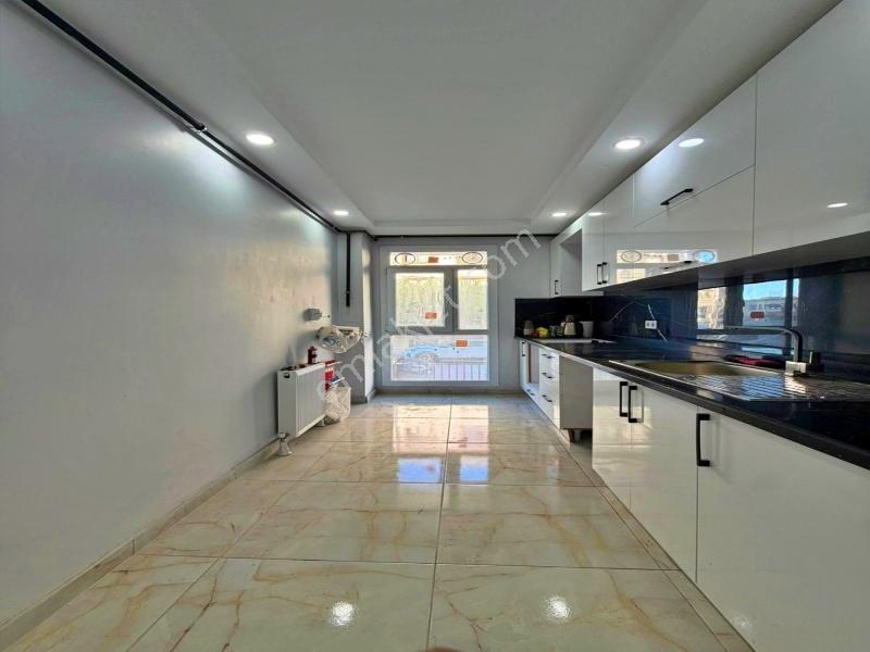 Yakuplu Merkezde Sıfır Kullanışlı Butik Site İçinde 2+1 Daire - Görsel 9