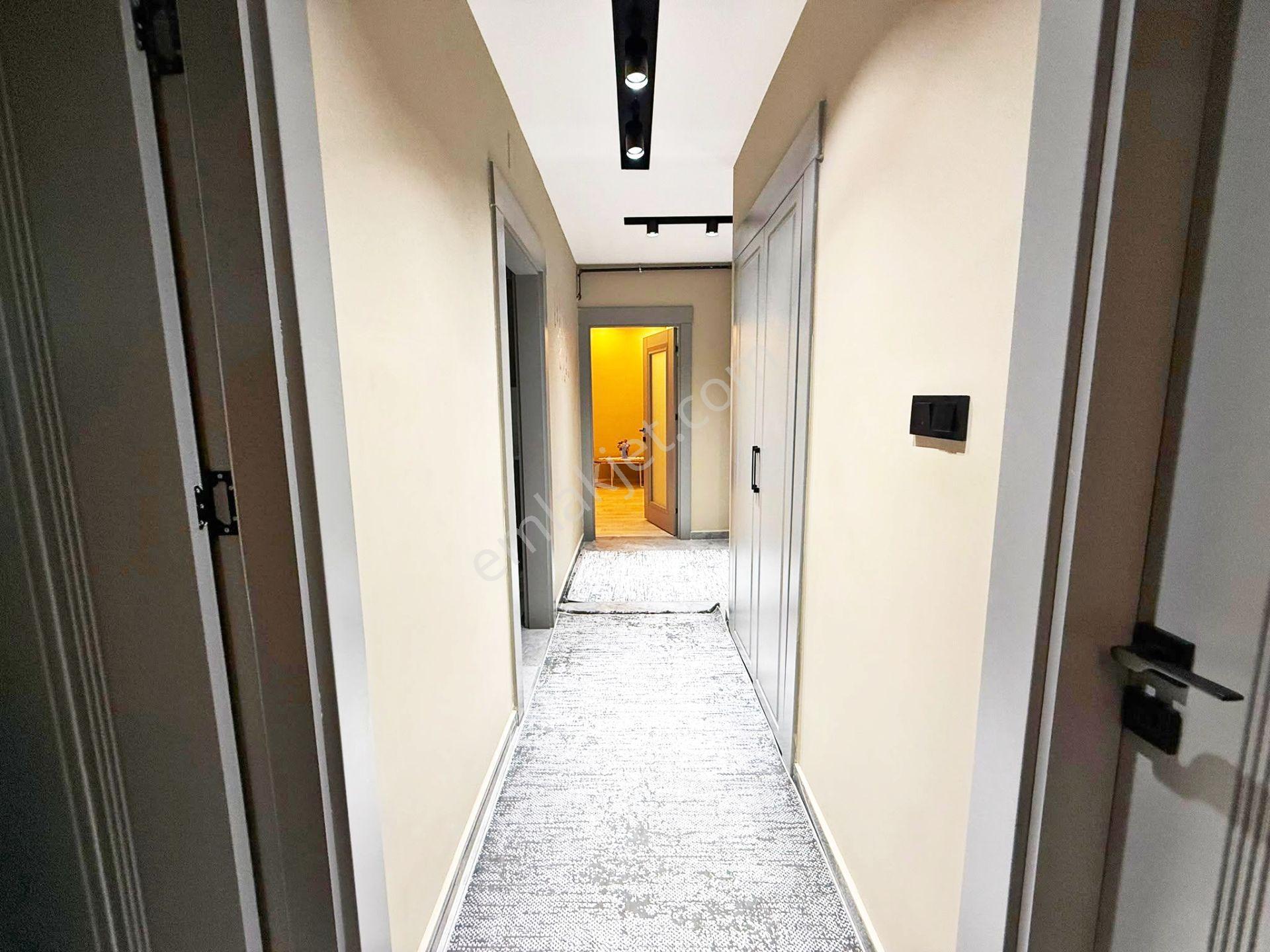 Alpaslan'da Ara Kat Geniş Oturum Yerden Isıtmalı U.lüx2+1 Daire - Görsel 18