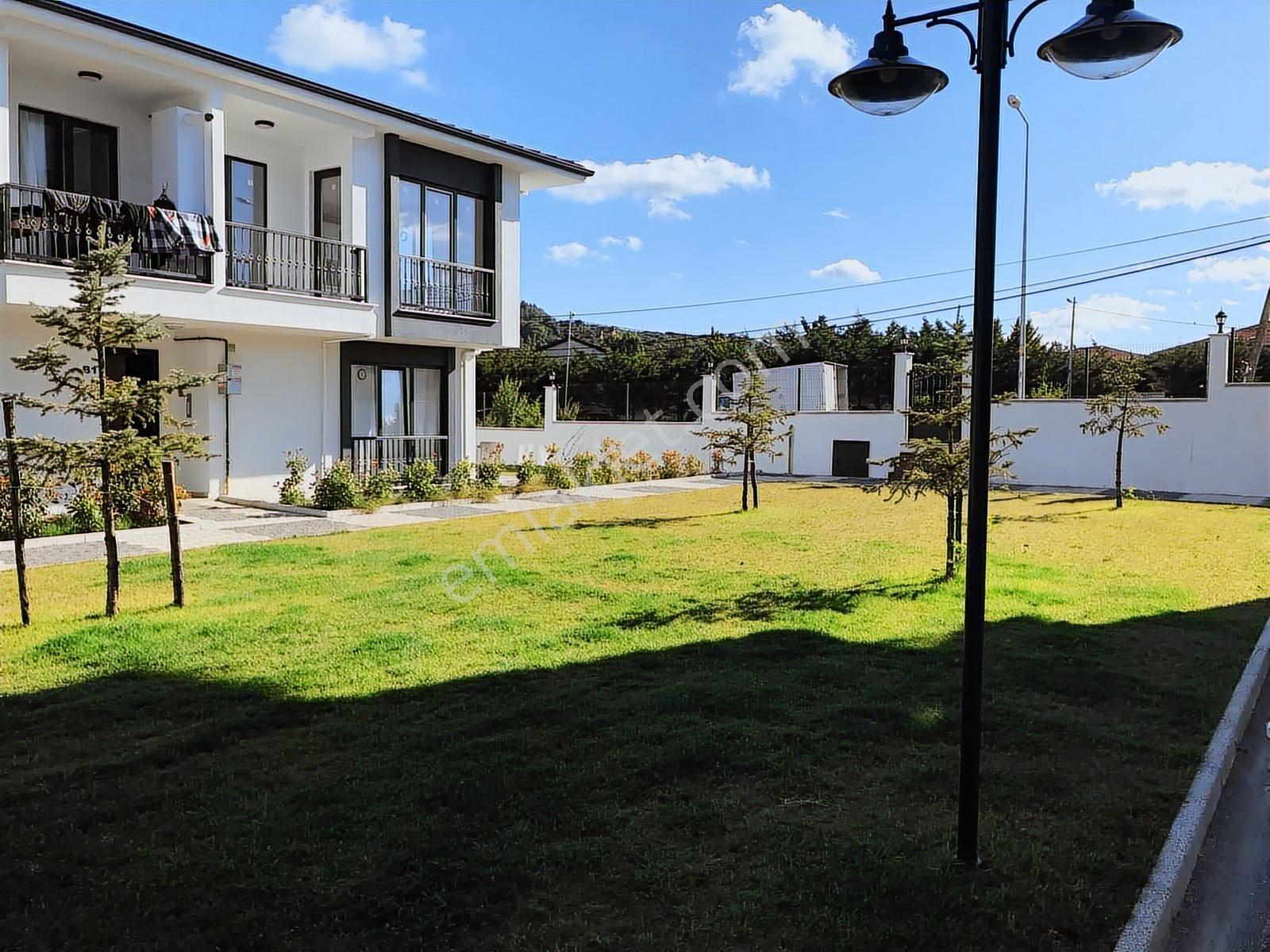 Şile'de Site İçerisinde 2+1 Kiralık Daire - Görsel 28