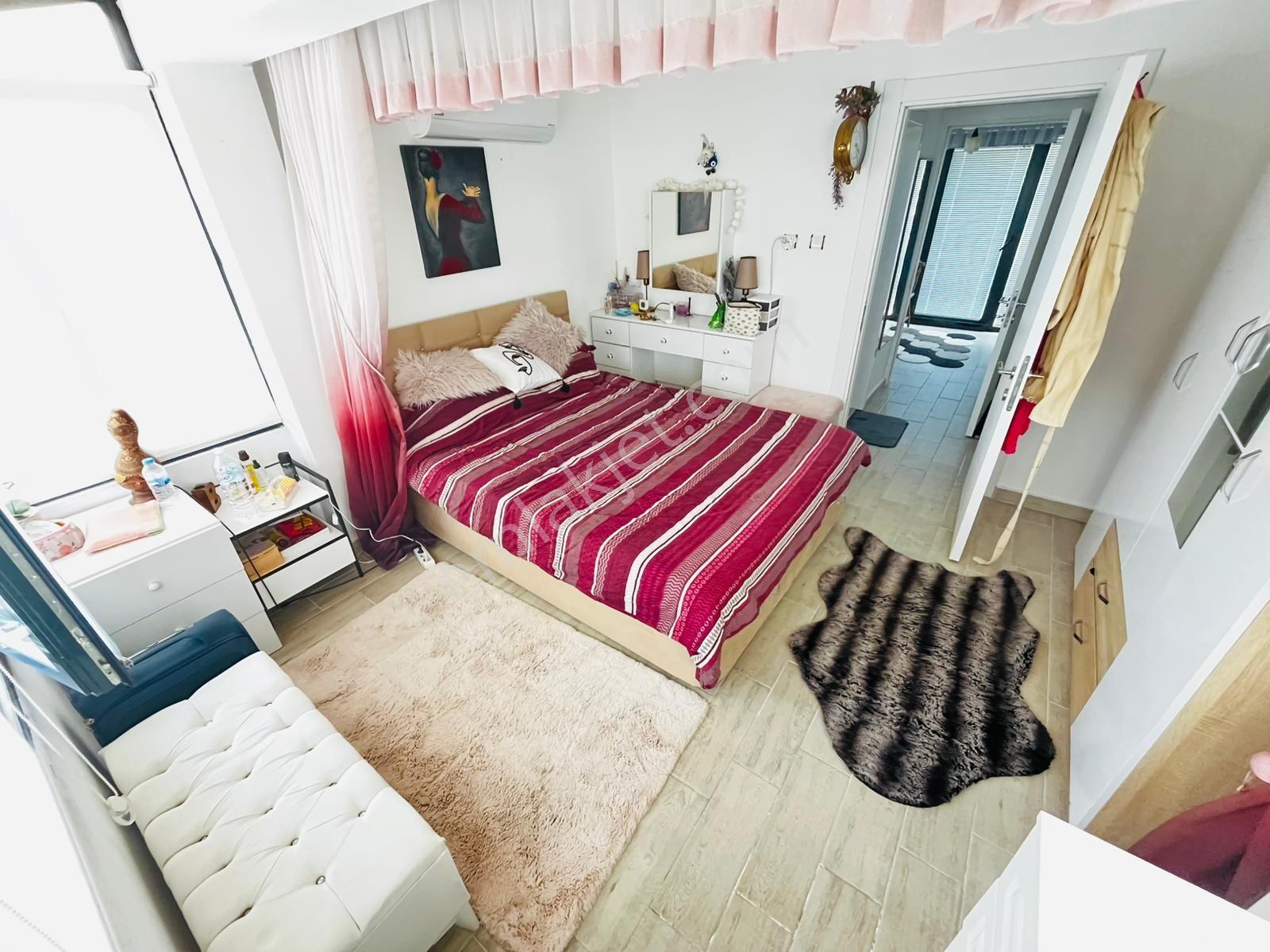 Gömeç Meltem Sitesinde Ful Eşyalı Satılık 2+1 Ön Çephe Villa - Görsel 13