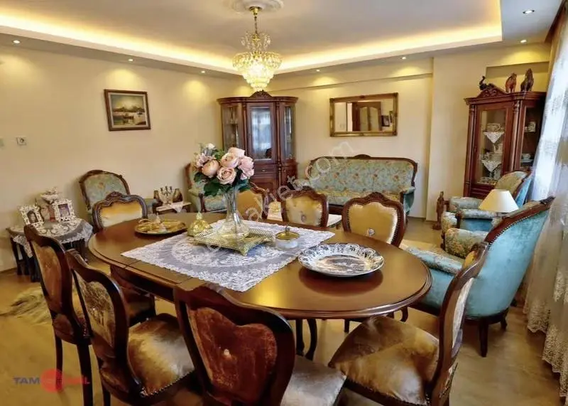 Bergama Merkezde Jakuzili 340 M2, 7+2 Dublexs Satılık Daire - Görsel 8