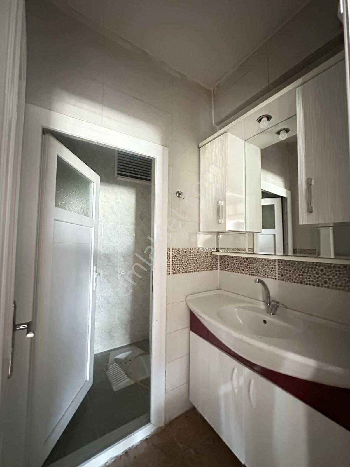 Adliye Civarı 3+1 Asansörlü İçi Yapılı Masrafsız Kiralık Daire - Görsel 7