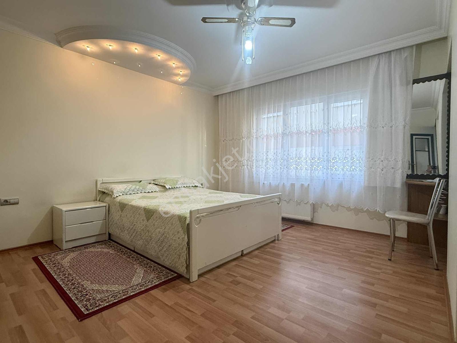 Binyapıdan Adalette 3+1 Ara Kat Asansörlü Geniş Daire ! - Görsel 16