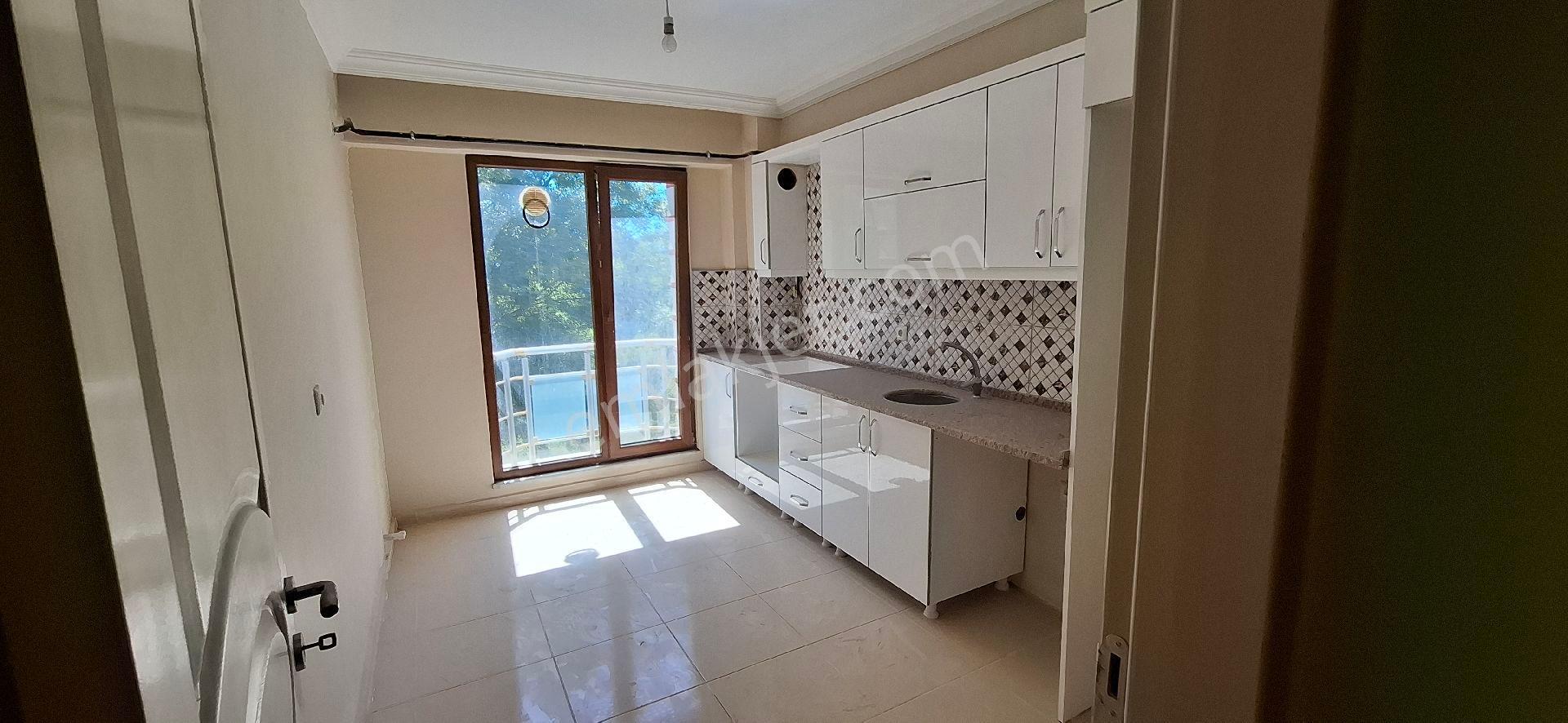 2+1 110 M2 Lüks Daire - Görsel 15
