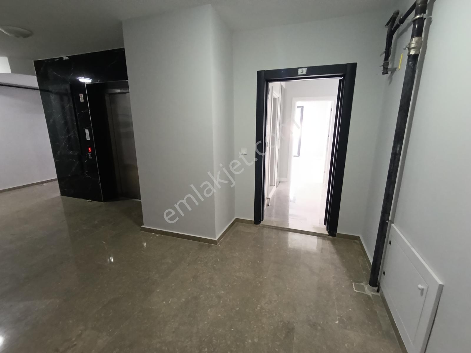 Hamitler Macerapark Karşısı Siteiçi Satılık 3+1 Garajüstü Daire - Görsel 7